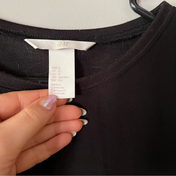 H&M Top - Picture 6 of 7